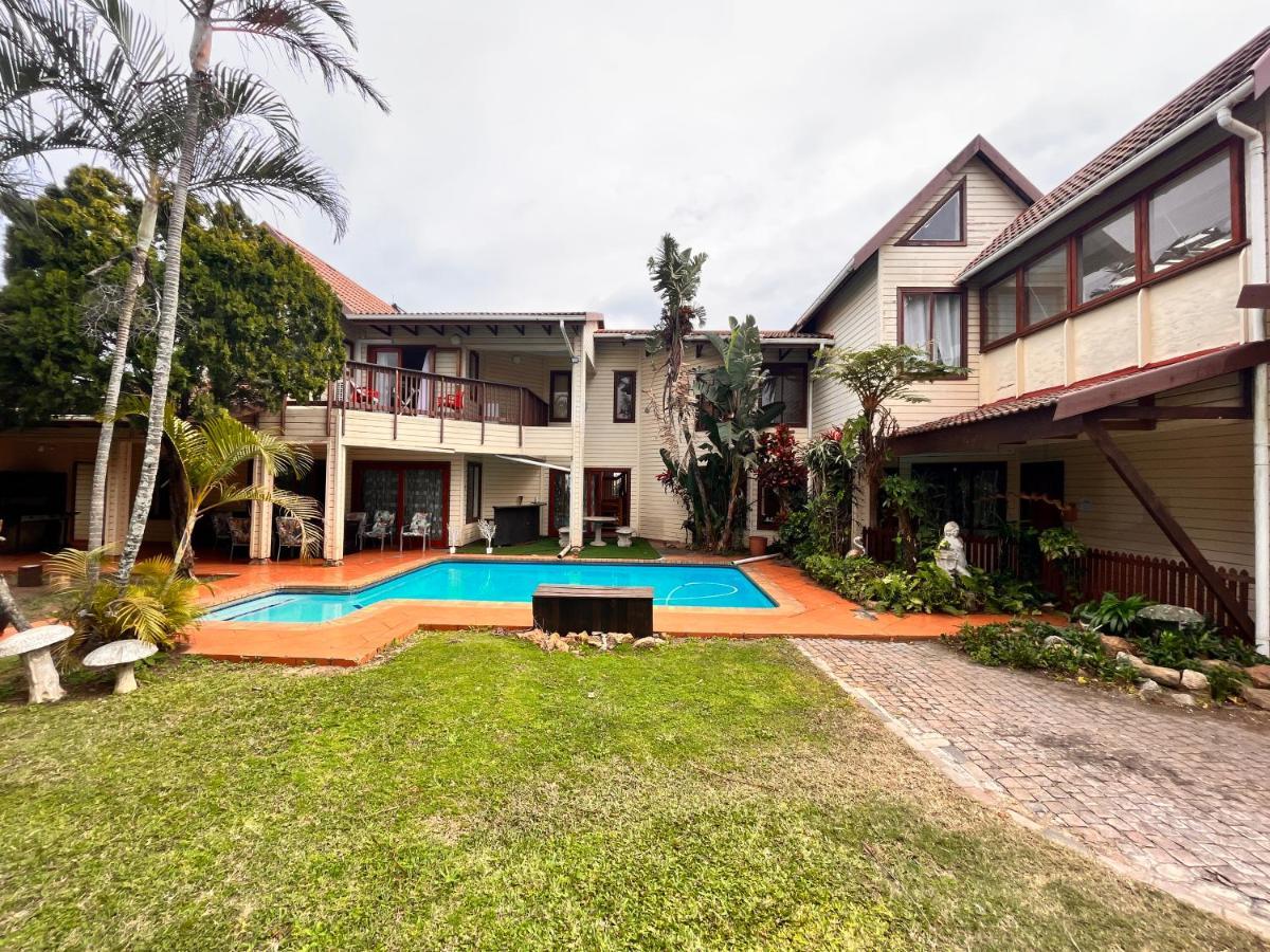 Hotel The Wood House à Empangeni Extérieur photo