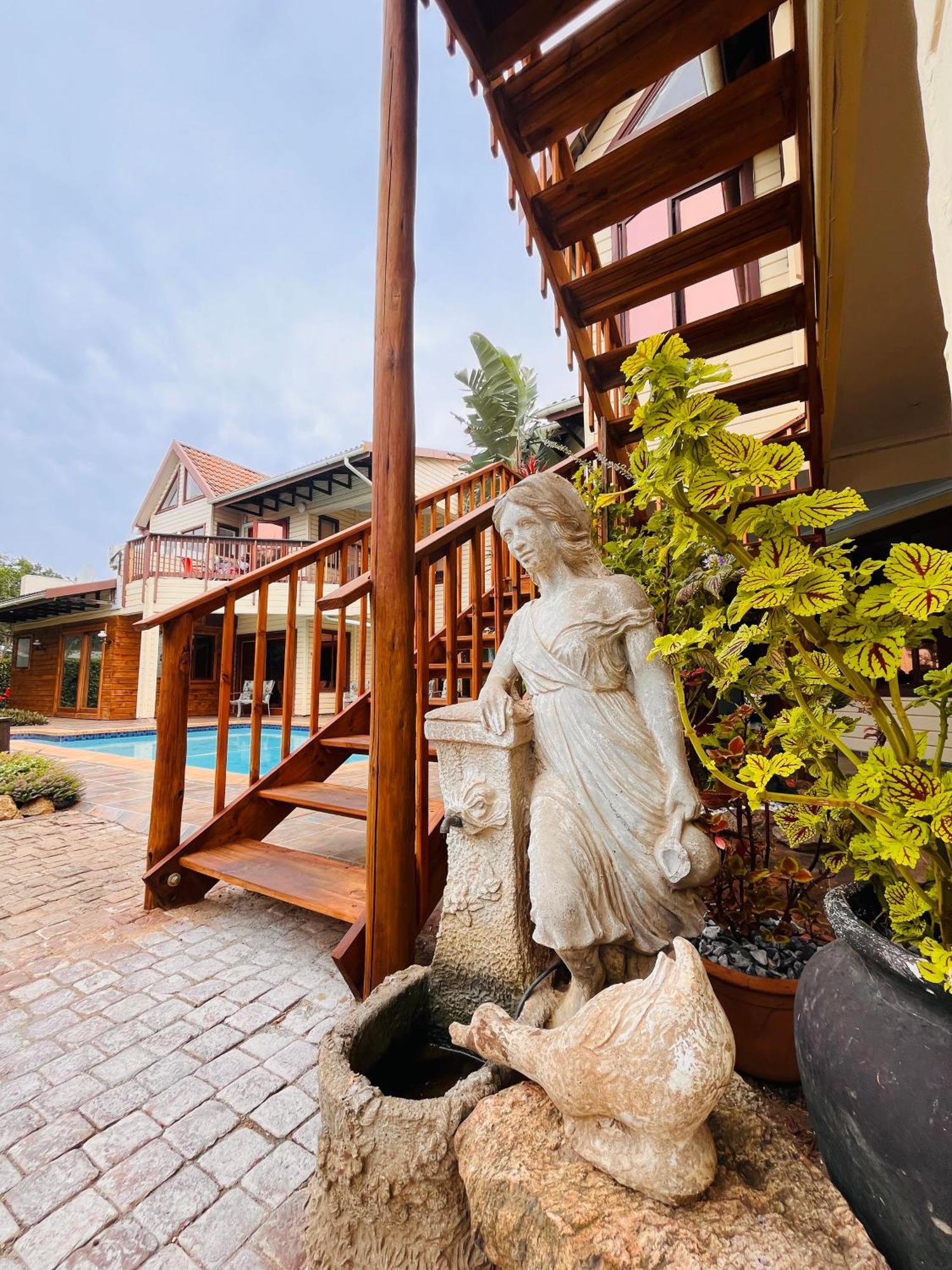 Hotel The Wood House à Empangeni Extérieur photo