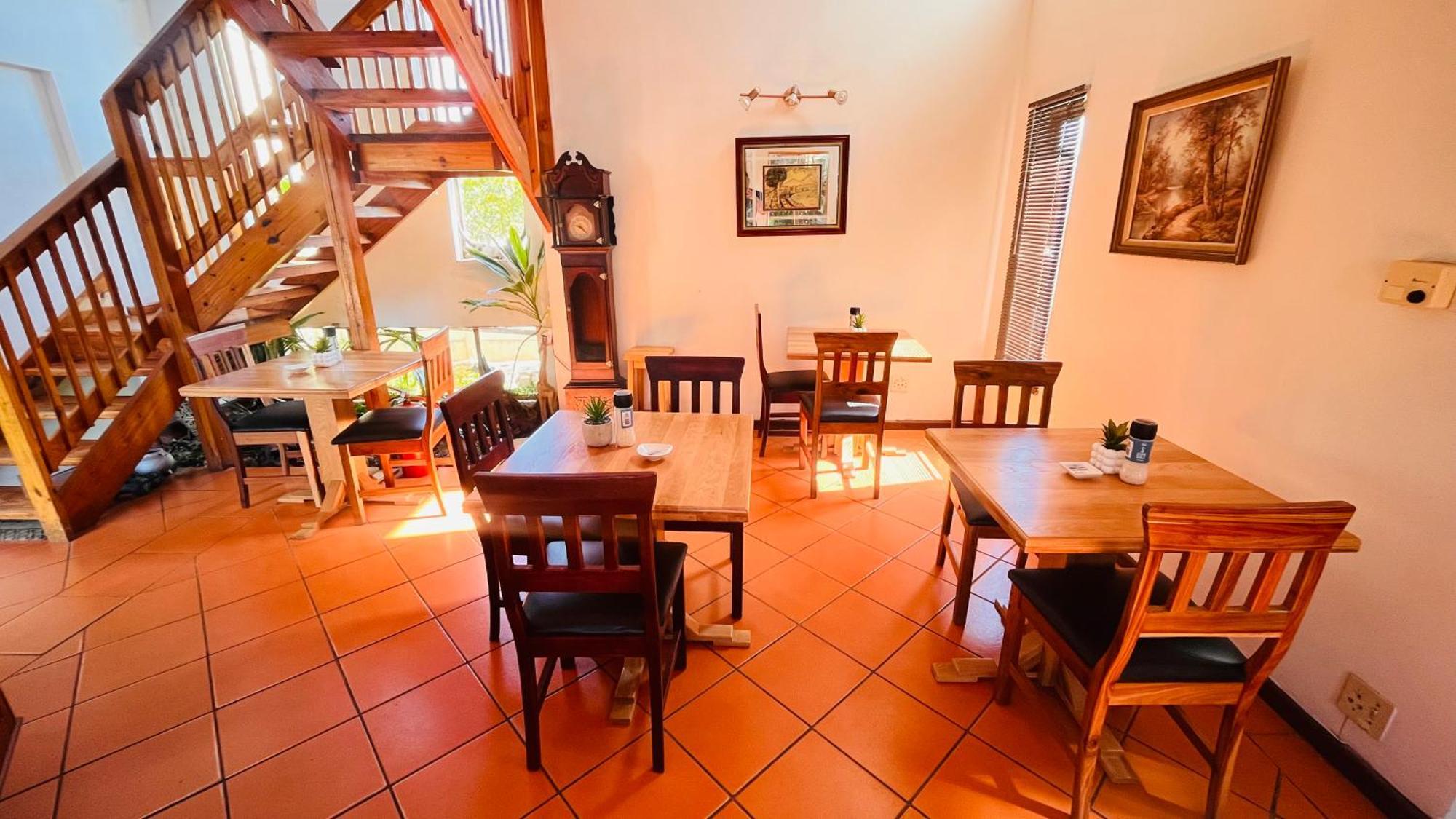 Hotel The Wood House à Empangeni Extérieur photo