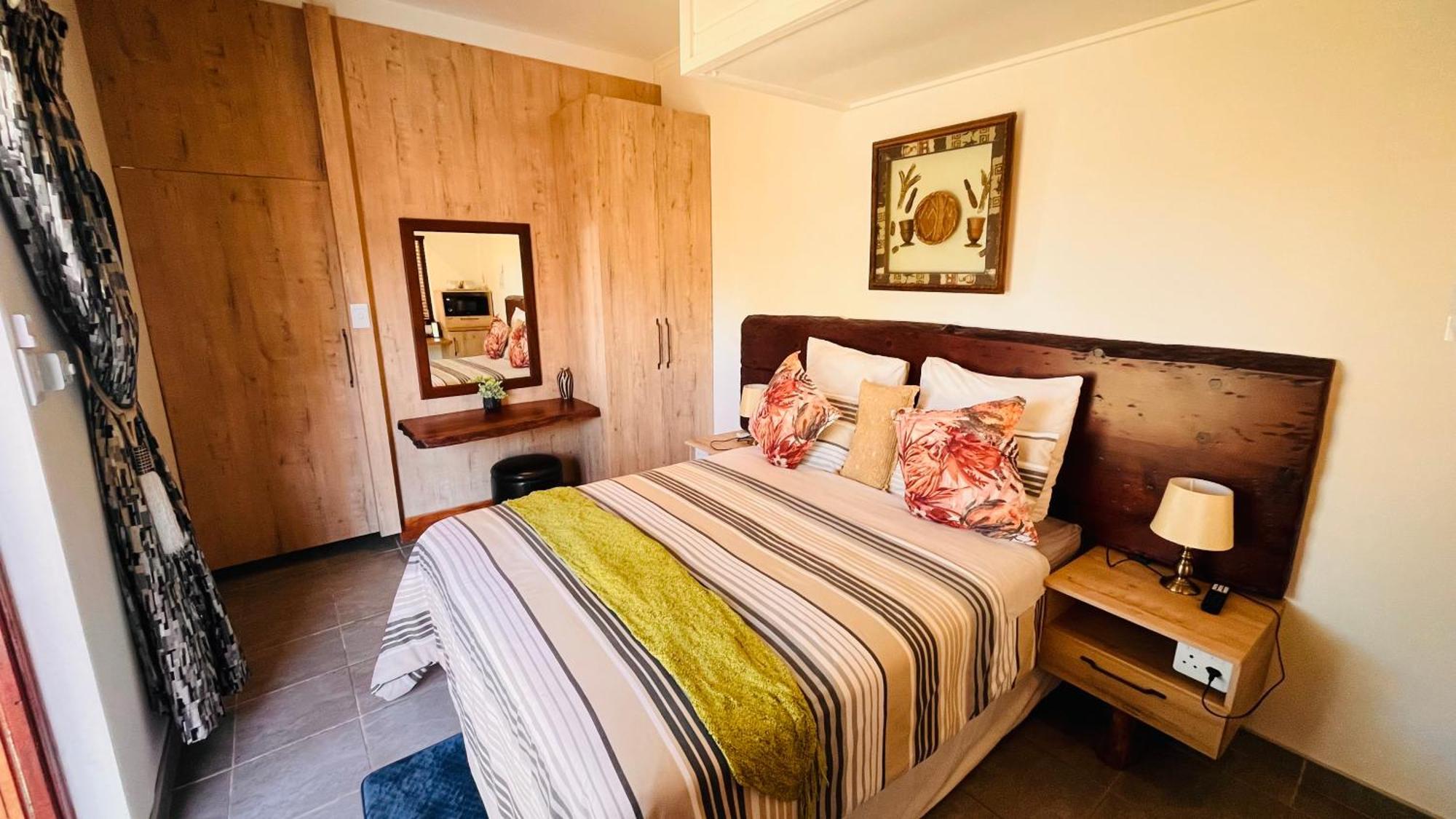 Hotel The Wood House à Empangeni Extérieur photo