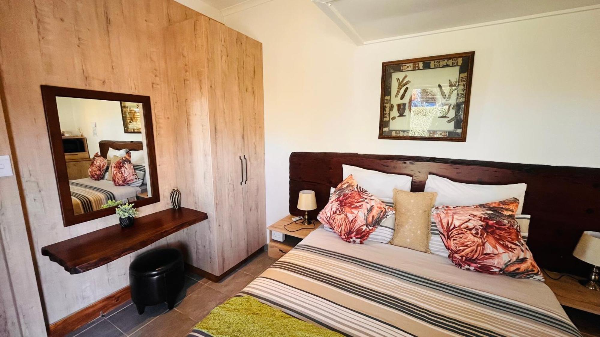 Hotel The Wood House à Empangeni Extérieur photo
