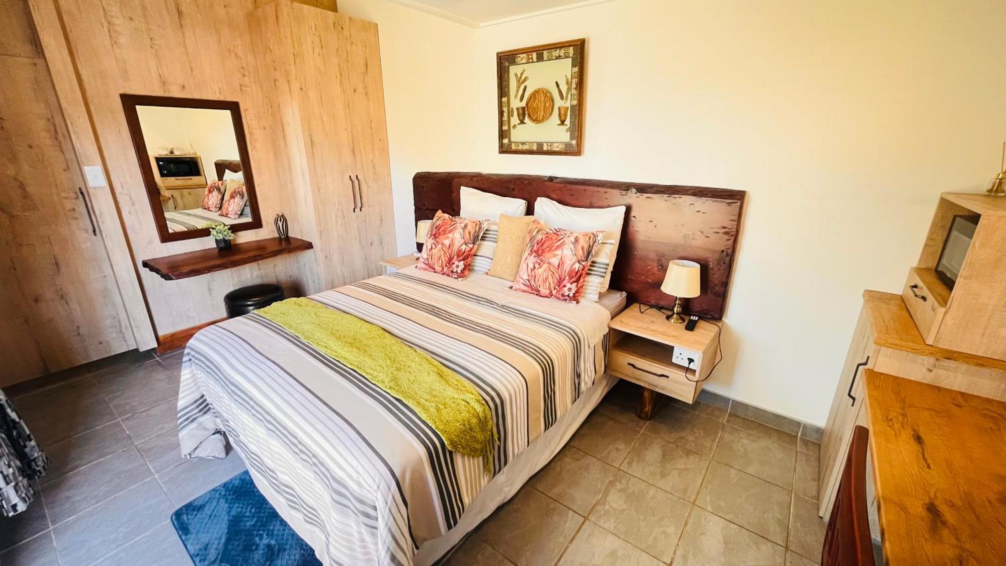 Hotel The Wood House à Empangeni Extérieur photo