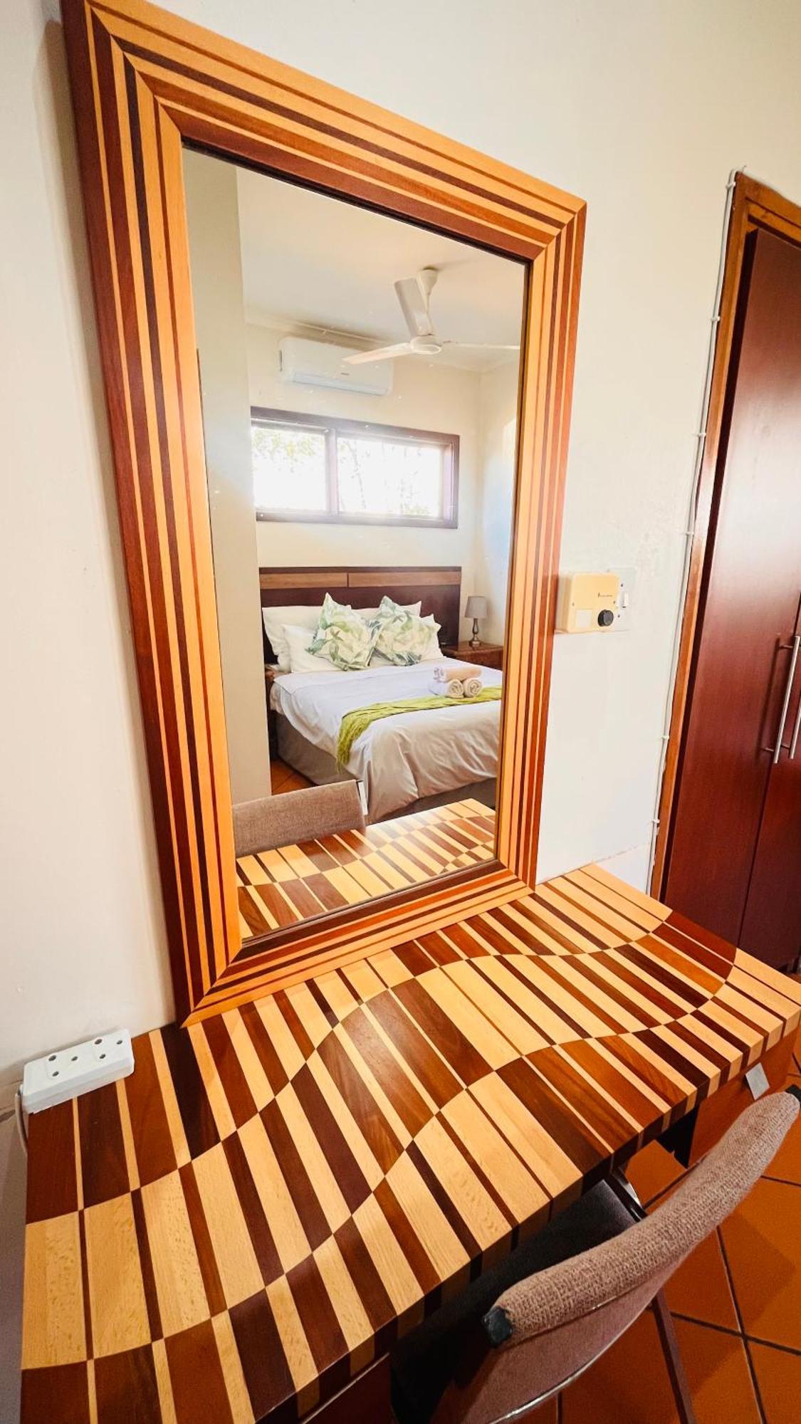 Hotel The Wood House à Empangeni Extérieur photo