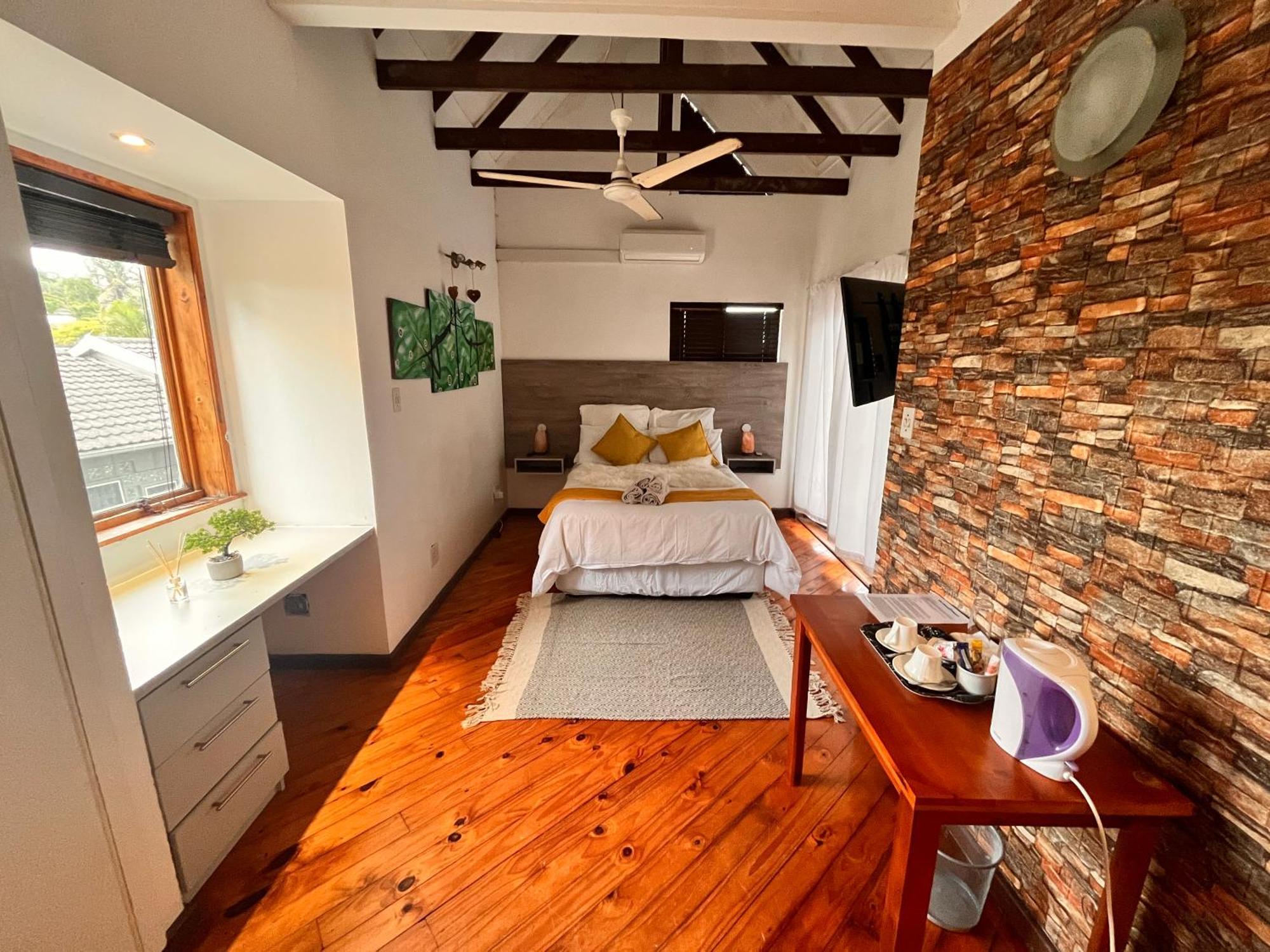 Hotel The Wood House à Empangeni Chambre photo
